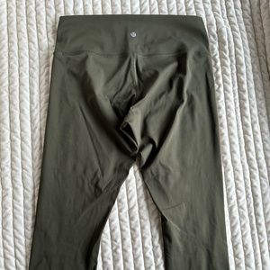 Wunder Under 25" Dark Green Leggings